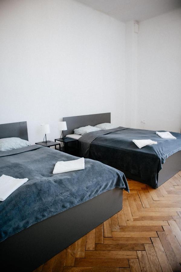 Best Rooms For Short Stay In City Center Krakow Bagian luar foto