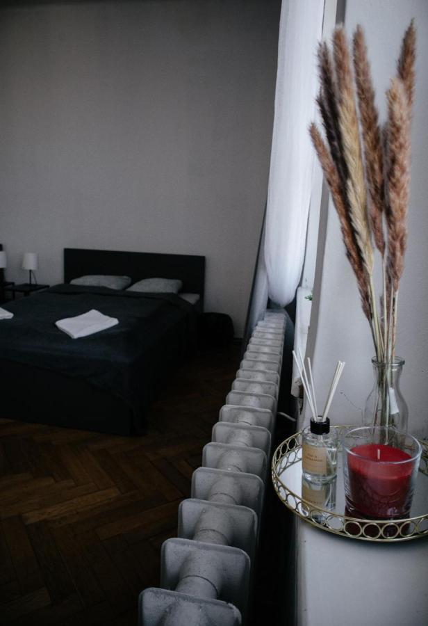 Best Rooms For Short Stay In City Center Krakow Bagian luar foto