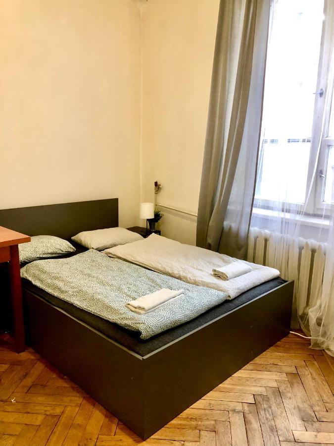 Best Rooms For Short Stay In City Center Krakow Bagian luar foto